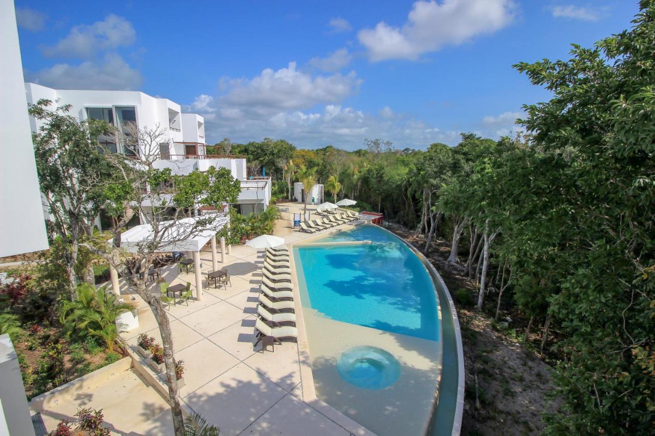 Elegant Stylish Condo Golf Course View Fantastic Private Balcomy Amazing Amenities Akumal Eksteriør billede